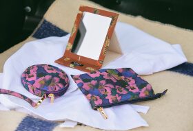 Circle pouch